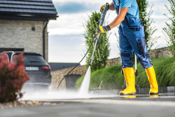 Best Concrete Pressure Washing  in Manatee Road, FL